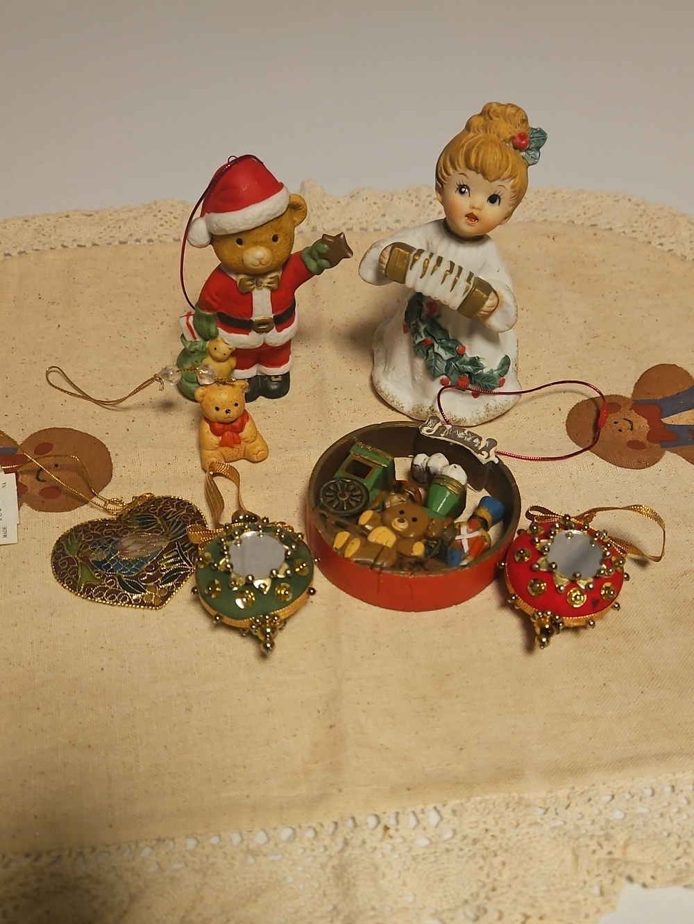 Vintage 70s Christmas Figurine/ Ornaments